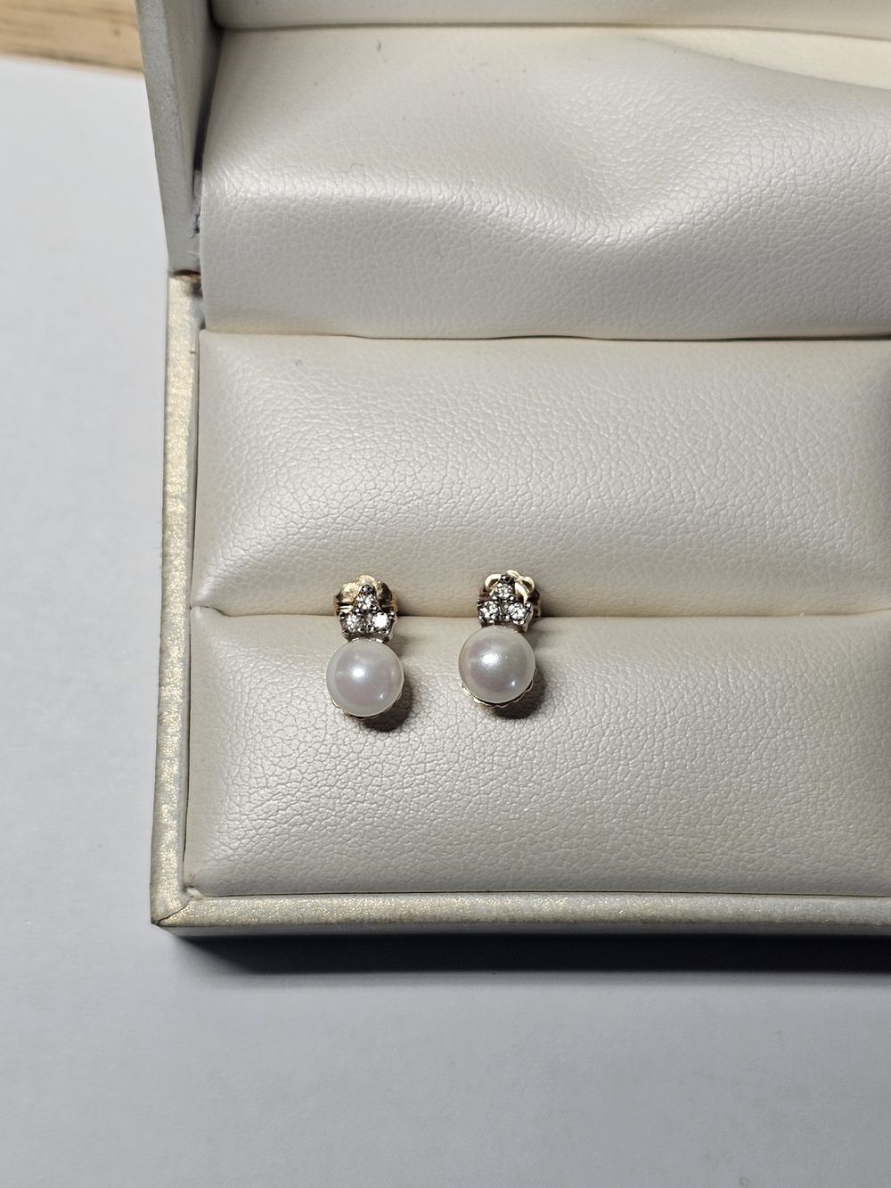 14k Gold Earrings With Pearls Designed By Bogarz, Inc